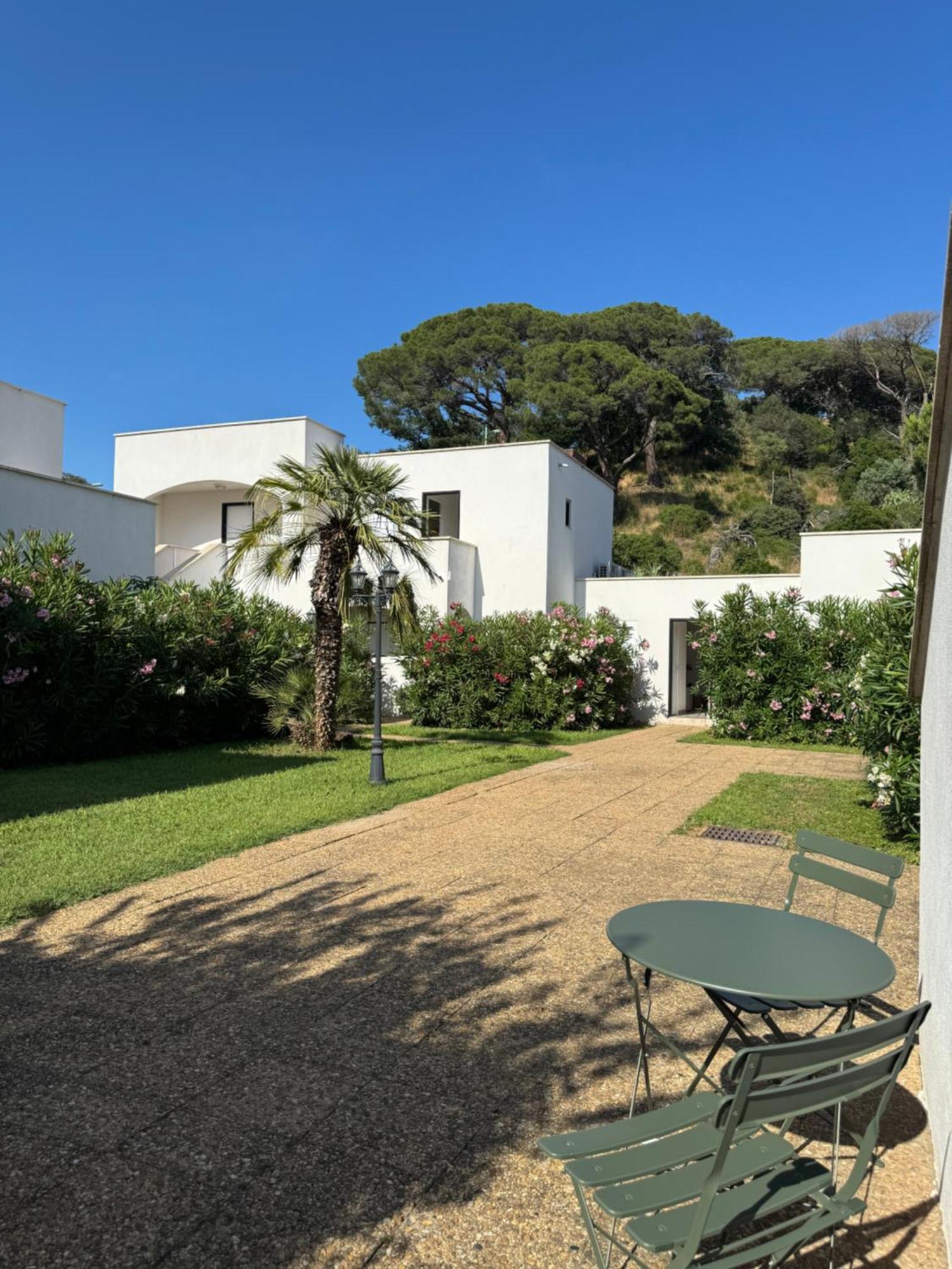 Beach Cannes Bungalows Le Cannet Exterior foto