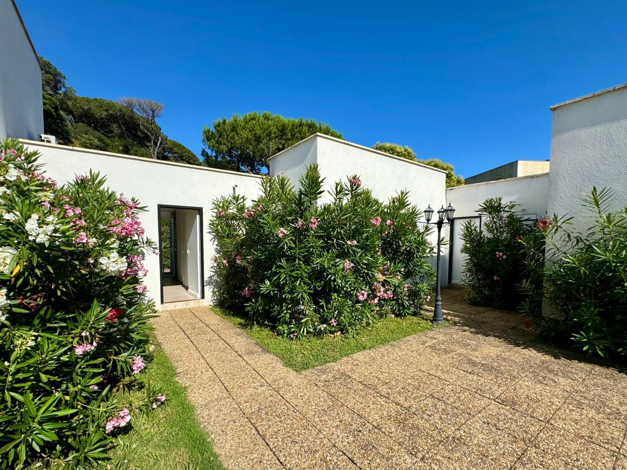 Beach Cannes Bungalows Le Cannet Exterior foto